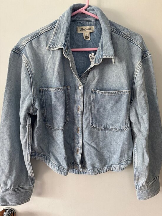 Madewell Tops - Madewell - Cropped Shirt Jacket in Frost Wash Denim Jacket - Size M